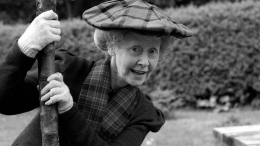 До 100-летия не дожила всего полтора года: умерла звезда британской «Супербабушки»