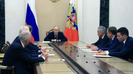 Путин провел встречу с экс-членами правительства