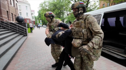 ФСБ в Крыму задержала агентов Украины, готовивших подрыв ж/д полотна
