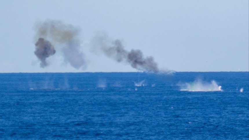 Судно Панамы загорелось после обстрела в Красном море возле Йемена