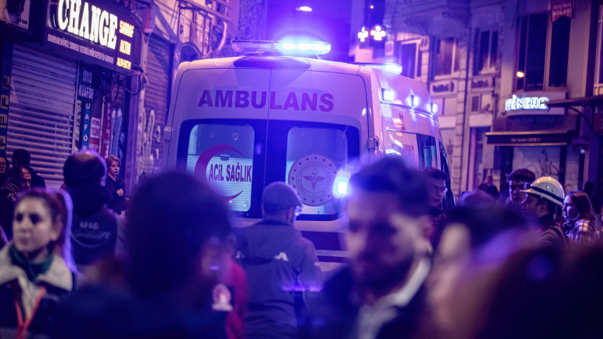 На юго-востоке Турции в ДТП с автобусом и грузовиком погибли 10 человек