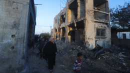 Израиль нанес удар по лагерю беженцев в Рафахе: погибли женщины и дети