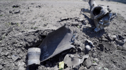 Украинские боевики обстреляли Донецк: снаряд попал в остановку с людьми