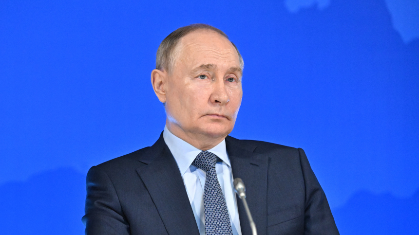 Путин: Россия готова помочь Вьетнаму сформировать атомно-энергетическую отрасль