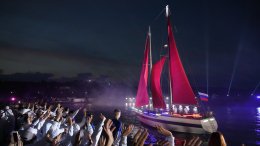 «Алые паруса» на Азовском море: как в Мариуполе прошло самое ожидаемое событие лета