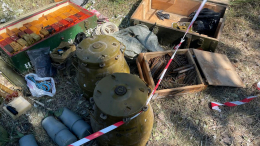 ФСБ нашла в пригороде Мариуполя схрон со взрывчаткой украинских диверсантов