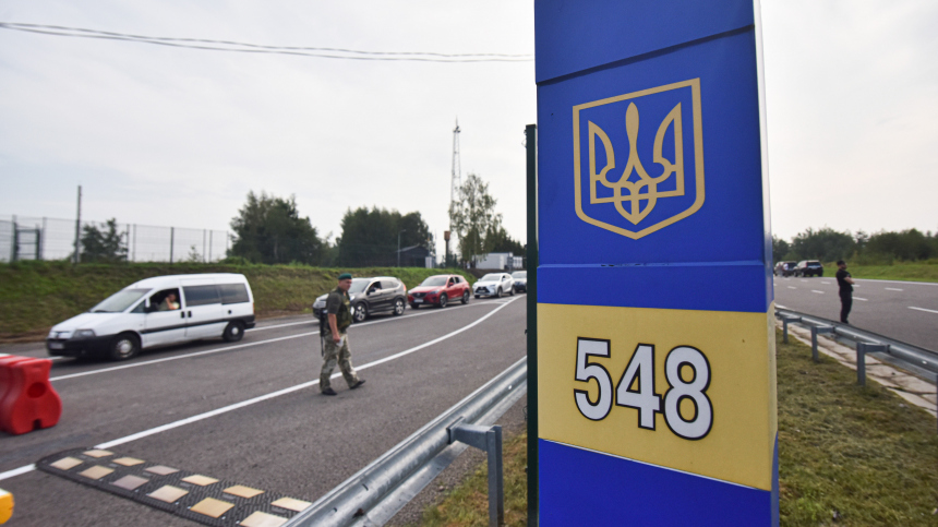 На Украине сообщили о попытке 17 военнообязанных сбежать в Венгрию