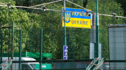 Из-за зверств военкомов: в Киеве испугались побега украинцев