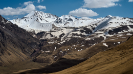Альпинист погиб от удара молнии в горах Кабардино-Балкарии