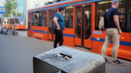 «Красная зона»: в России могут запретить курение на остановках и у магазинов