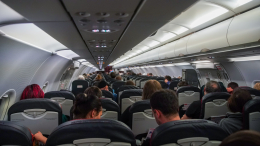 Пассажиры устроили пьяный дебош на борту самолета Анталья — Казань