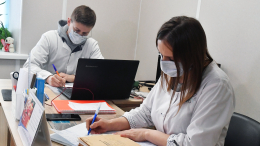 В России увеличат выплаты медикам по программе «Земский доктор»
