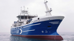 Восемь человек погибли при крушении рыболовецкого судна у Фолклендских островов
