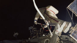 «Была как Небожитель»: ровно 40 лет назад впервые женщина вышла в открытый космос