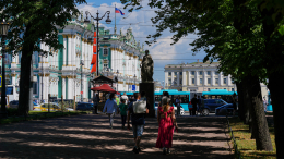 «Температура просядет»: какой будет погода в Москве и Петербурге на выходных