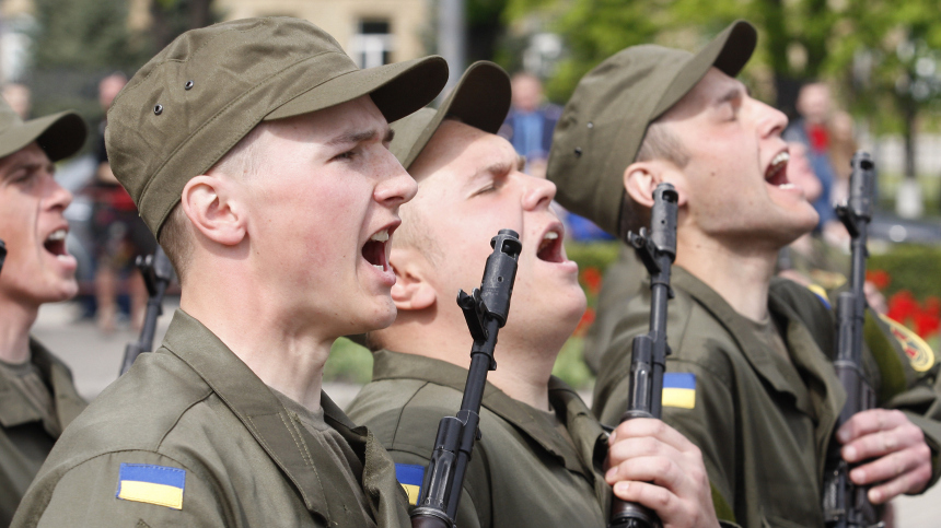 Цена вопроса — три тысячи евро: в Сеть слили базу украинских призывников