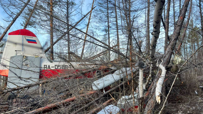 Один человек погиб при аварийной посадке Ан-3 в Якутии