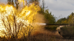 Российские танкисты обнаружили и уничтожили боевиков ВСУ в укрытии. Лучшее видео из зоны СВО