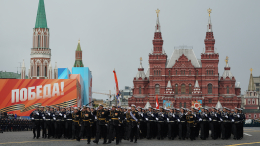 Путин пригласил военных стран ОДКБ принять участие в параде Победы в Москве