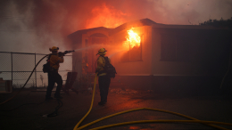 Не менее 13 человек пропали без вести из-за пожаров в Калифорнии