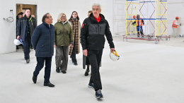 Собянин: школа № 1566 станет базой для проведения соревнований по робототехнике