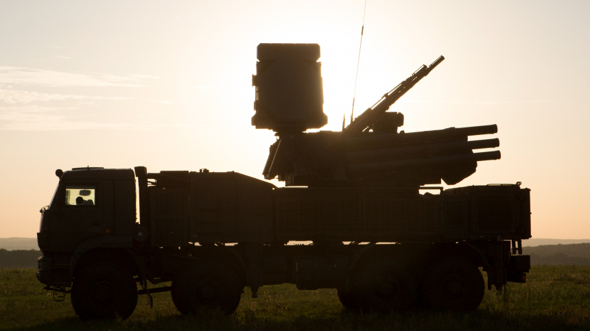 Средства ПВО за ночь уничтожили более 300 беспилотников над регионами России