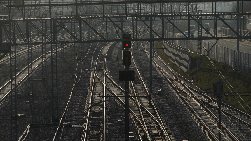 В Амурской области произошло столкновение поездов из-за схода вагонов