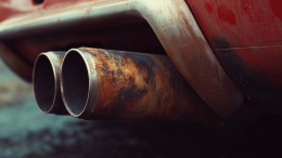 Газировка, аэрозоль или маркер: что вернет прежний вид хромированным деталям авто