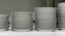 Дело не примете, а в здоровье: почему нельзя есть из посуды со сколами и трещинами