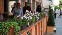 Летний сезон под угрозой: в Петербурге на Невском проспекте могут исчезнуть веранды