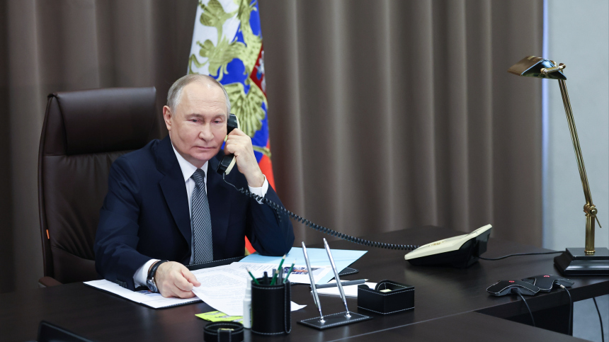 Владимир Путин и Касым-Жомарт Токаев провели телефонный разговор