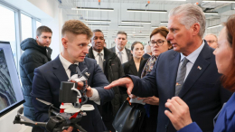 Президент Кубы посетил лабораторию цифровых сетей группы «Россети»