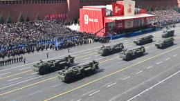 ТОС-2 «Тосочка» и самоходка «Мальва» впервые приняли участие в Параде Победы