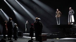 «Война, которая забирает все»: МХТ имени Чехова представил драму по сценарию писателя и военкора Симонова