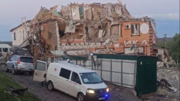 Три человека пострадали при ракетном ударе ВСУ по Рыльску в Курской области