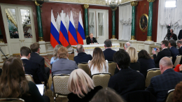 Путин призвал беречь память о мужестве предков в борьбе с нацизмом