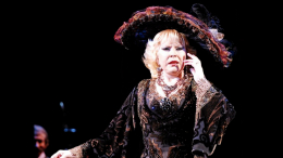 Сыграли на чувствах: народная артистка России Вера Васильева стала жертвой мошенников