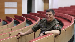 «На свой страх и риск»: ветеран СВО после возвращения с фронта открыл театр