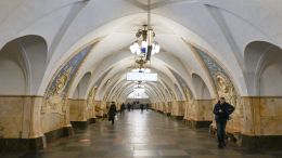 В московском метро открыли исторический барельеф со Сталиным