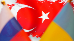 Российская делегация официально прибыла в Стамбул на переговоры с Украиной