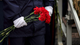 Собиралась замуж: в Пермском крае похоронили найденную мертвой на заборе Надежду Вожакову