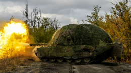 Танки Т-72 разгромили автомобильную технику ВСУ. Лучшее видео из зоны СВО