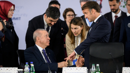 «Сильное сообщение»: Эрдоган доказал свое превосходство над Макроном