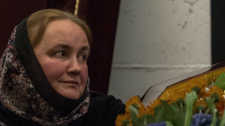 «Я должен умереть первым»: муж погибшей Елены Земляникиной рассказал о горе утра