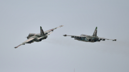 Су-25 нанесли удар по спрятавшейся в лесу пехоте ВСУ. Лучшее видео из зоны СВО