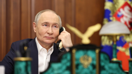 Reuters: телефонный разговор Путина и Трампа начался