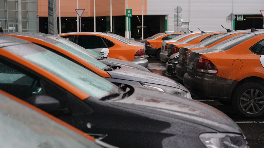 Каршеринг в России перейдет на отечественные авто