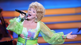 «Ей было тяжело приехать»: почему Шаврина пропустила похороны единственного сына