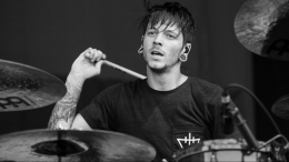 Экс-барабанщик The Devil Wears Prada Дэниэл Уильямс погиб в авиакатастрофе