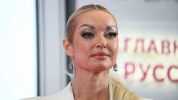 Нет, не просекко: Волочкова раскрыла свой любимый напиток
